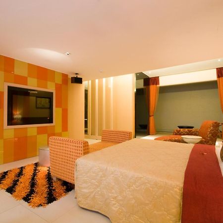 Harport Motel Kaohsiung Exterior photo