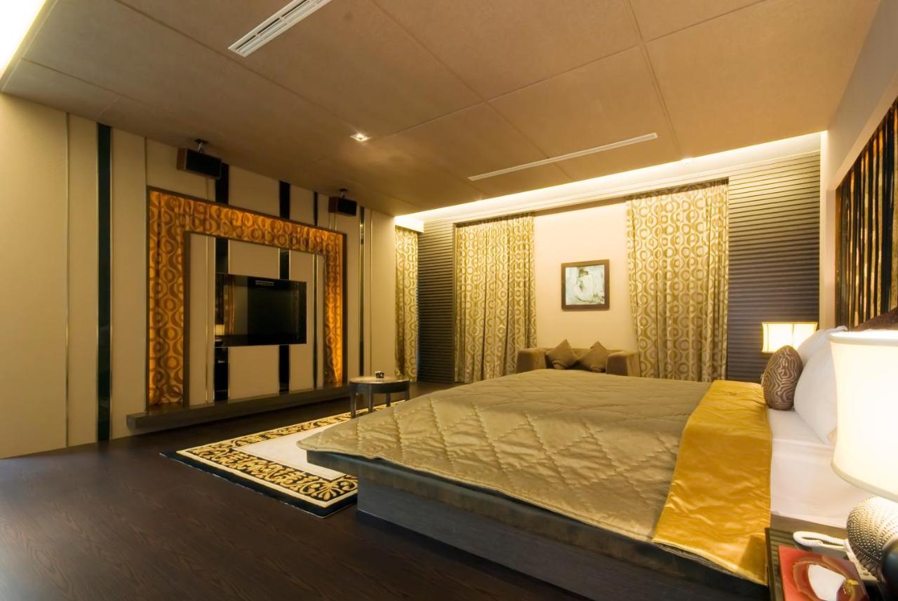 Harport Motel Kaohsiung Exterior photo