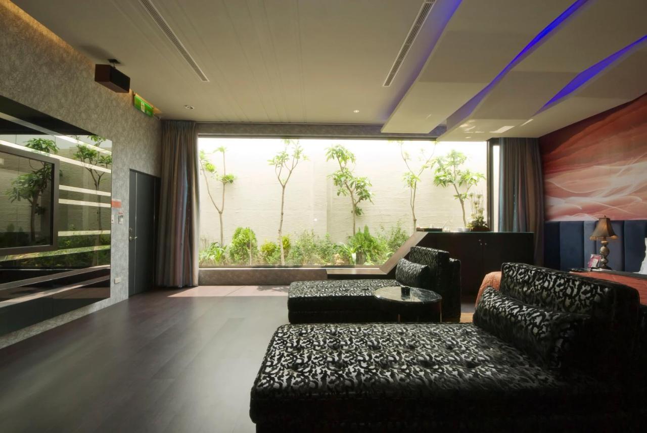 Harport Motel Kaohsiung Exterior photo
